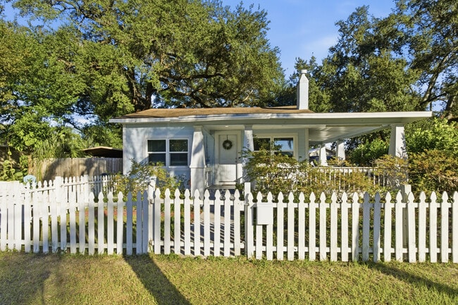 3203 N Bailey St in Tampa, FL - Building Photo - Building Photo