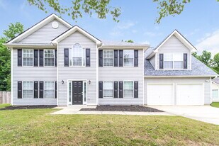 7928 Weathers Ct in Lithonia, GA - Building Photo