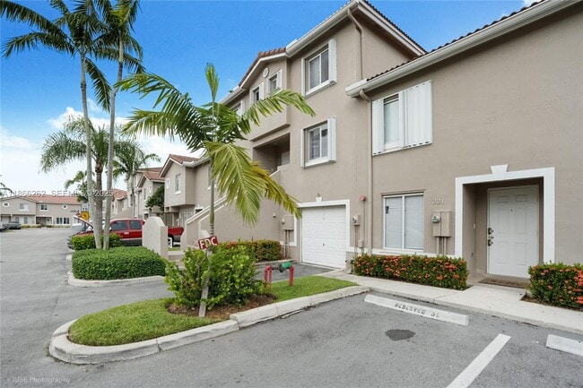 property at 221 Riviera Cir