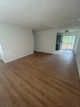 5207 Blue Ridge Cutoff in Kansas City, MO - Building Photo - Building Photo