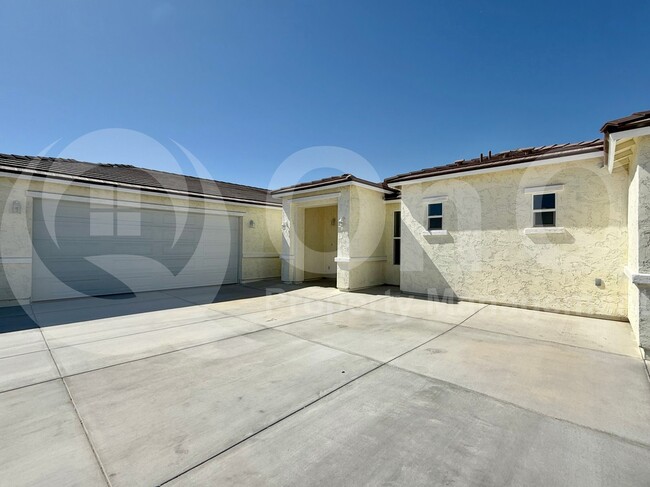 property at 22536 W Huntington Dr