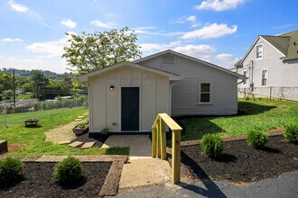 1615 Cecil Ave in Knoxville, TN - Building Photo - Building Photo