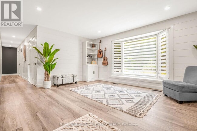 155 Napier St in Barrie, ON - Building Photo - Building Photo