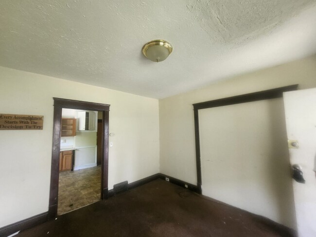 9605 Wamelink Ave in Cleveland, OH - Building Photo - Building Photo