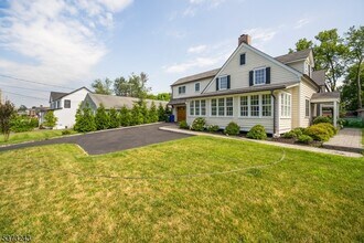 923 Central Ave in Westfield, NJ - Building Photo - Building Photo