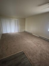 Rolling Meadows in Fowlerville, MI - Building Photo - Building Photo