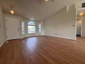 1800 Silver Dr in Nampa, ID - Building Photo - Building Photo