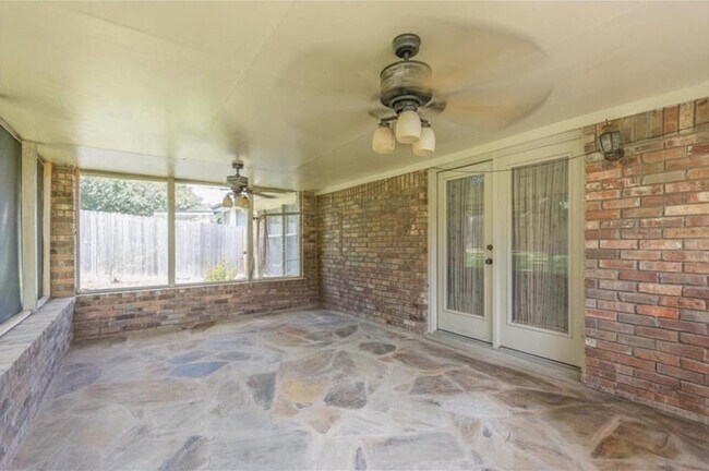 2201 Emmett Pkwy in Austin, TX - Building Photo - Building Photo