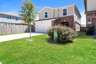 16603 Live Oak Canyon Dr in Houston, TX - Building Photo