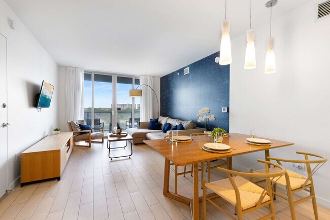 2602 E Hallandale Beach Blvd, Unit SI ID1344348P in Hallandale Beach, FL - Building Photo - Building Photo