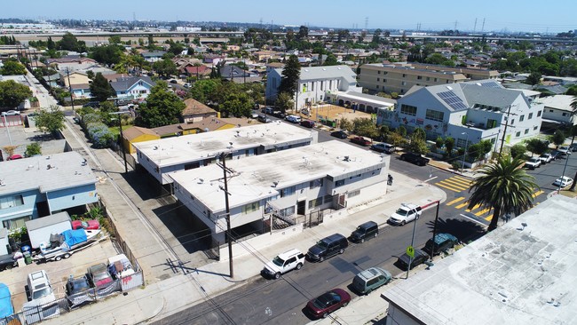 819 W 165th Pl in Gardena, CA - Building Photo - Building Photo