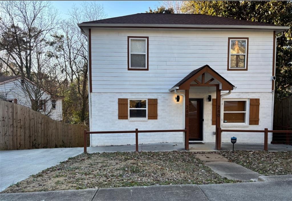 240 Holly Rd NW in Atlanta, GA - Building Photo