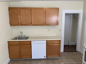 1 Islington Ter, Unit 2 in Boston, MA - Building Photo - Building Photo