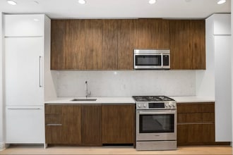 127 W 112th St, Unit 2D in New York, NY - Building Photo - Building Photo