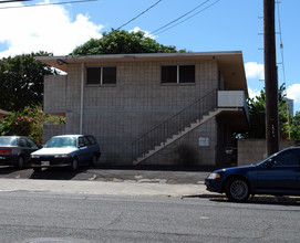 927 Makahiki Way in Honolulu, HI - Building Photo - Building Photo