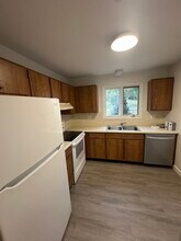 131 E Winchester Rd in Libertyville, IL - Building Photo - Building Photo