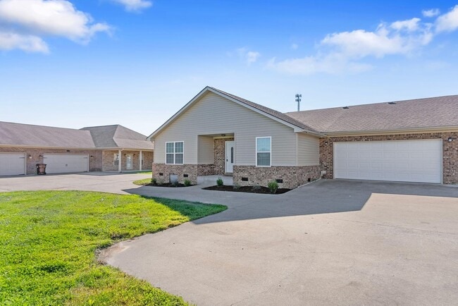 579 Regency Cir in Richmond, KY - Building Photo - Building Photo