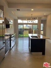 2216 Main St in Santa Monica, CA - Building Photo - Building Photo