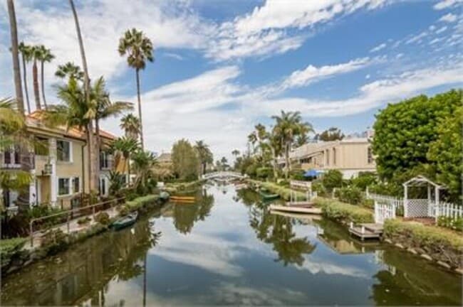 474 Sherman Ave in Los Angeles, CA - Building Photo - Building Photo