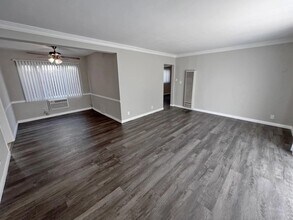 1236 N Sweetzer Ave, Unit 9 in West Hollywood, CA - Foto de edificio - Building Photo