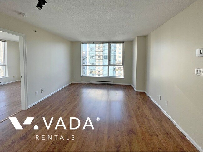 1420 W Georgia St in Vancouver, BC - Building Photo - Building Photo