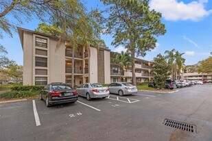 3038 Eastland Blvd in Clearwater, FL - Building Photo