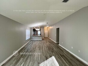 5450 NW Pine Trail Cir in Port St. Lucie, FL - Building Photo - Building Photo