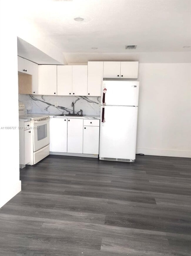 2971 NW 132nd Terrace in Opa Locka, FL - Building Photo - Building Photo