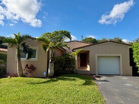 814 Capri St in Coral Gables, FL - Building Photo