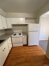 7550 Woodview St in Westland, MI - Building Photo - Building Photo