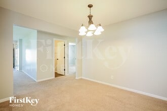 5570 Dollar Forge Dr, Unit 1 in Indianapolis, IN - Building Photo - Building Photo