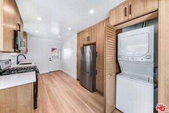 1258 Mariposa St in Glendale, CA - Building Photo - Building Photo