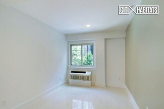 207 W 115th St-Unit -24 in New York, NY - Foto de edificio - Building Photo