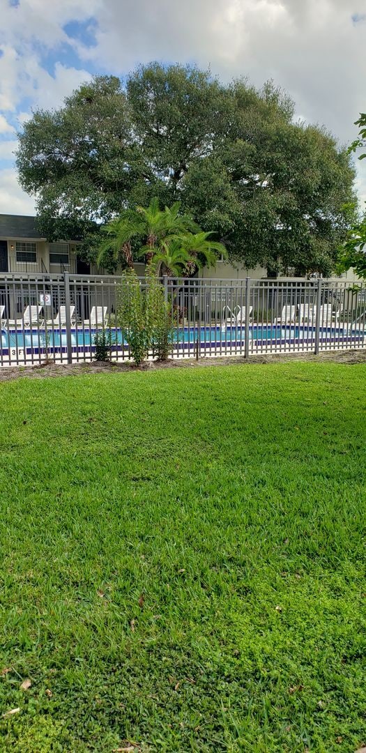 525 Conway Rd in Orlando, FL - Building Photo - Building Photo