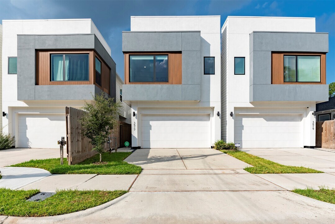 3517 McIlhenny St in Houston, TX - Foto de edificio