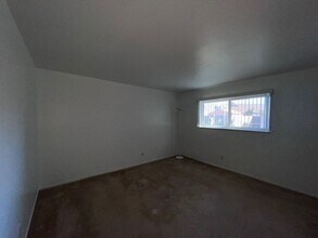 2203 Amanda Way in Sacramento, CA - Building Photo - Building Photo