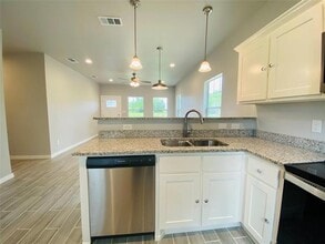 4705 Washington St in Greenville, TX - Building Photo - Building Photo