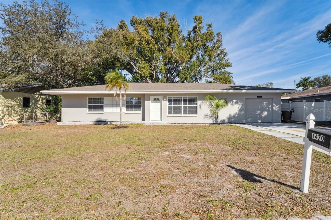 1470 Overlea St in Clearwater, FL - Building Photo