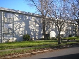 Wark House in Victoria, BC - Building Photo
