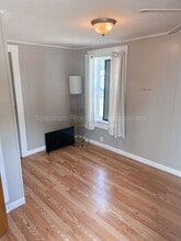 1145 Waterville Rd in Skowhegan, ME - Building Photo - Building Photo