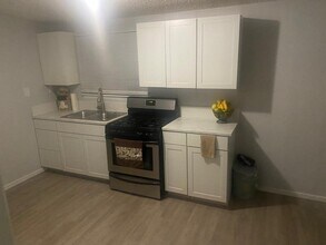 8747 Lehigh Ave in Los Angeles, CA - Building Photo - Building Photo