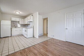 6106 E 153 Terrace in Grandview, MO - Building Photo - Building Photo
