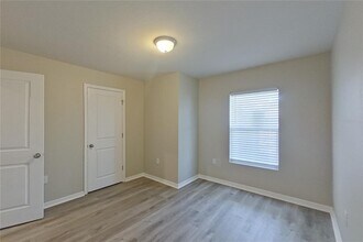 18326 Gibraltar Ln in Lehigh Acres, FL - Building Photo - Building Photo