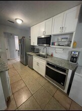 7824 Windward Passage St in Houston, TX - Building Photo - Building Photo