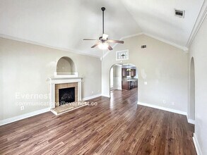116 Moss Stone Ln in Calera, AL - Building Photo - Building Photo
