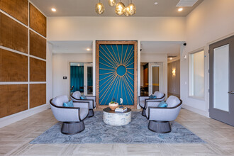 The Luxe at Las Colinas in Irving, TX - Building Photo - Lobby