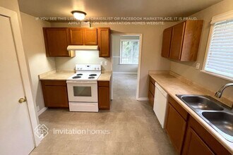 609 114th Ave E in Edgewood, WA - Foto de edificio - Building Photo
