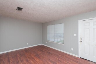 525 Quigley Rd in Pensacola, FL - Building Photo - Building Photo