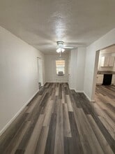 2266 S Eunice Ave in Fresno, CA - Foto de edificio - Building Photo