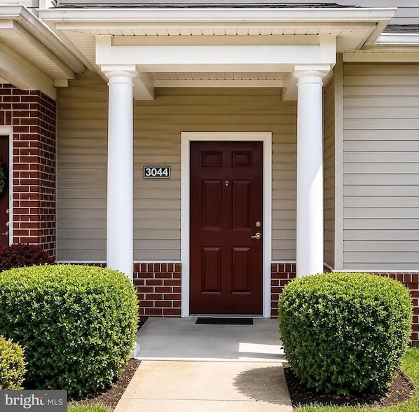 property at 3044 Irma Ct